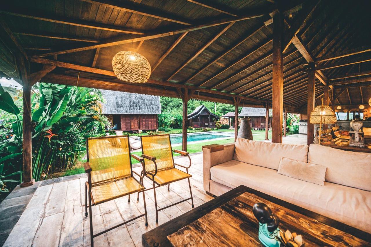Villa Ellya Areguling, For 8-10 Pax Kuta  Exterior photo